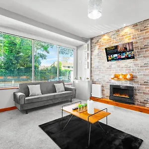 Apartment 1 Bedroom, Birmingham